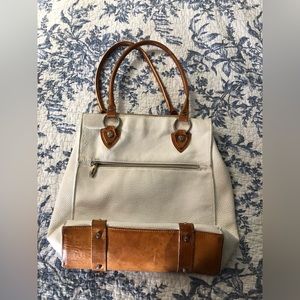 Valentina pebble leather bag. Made in Italy.